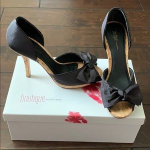 Black satin and cork accent heels